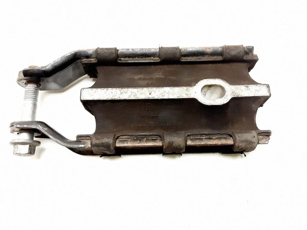 Gearbox mount – Volvo XC60 (2009-2013)