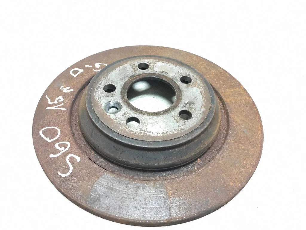 Tagumine piduriketas