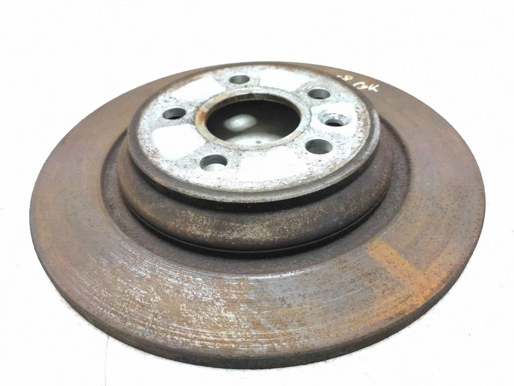 Aizmugurējais bremžu disks