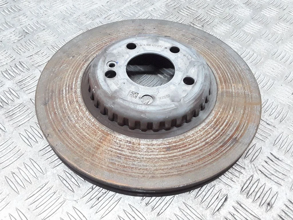 Rear brake disc – rear left