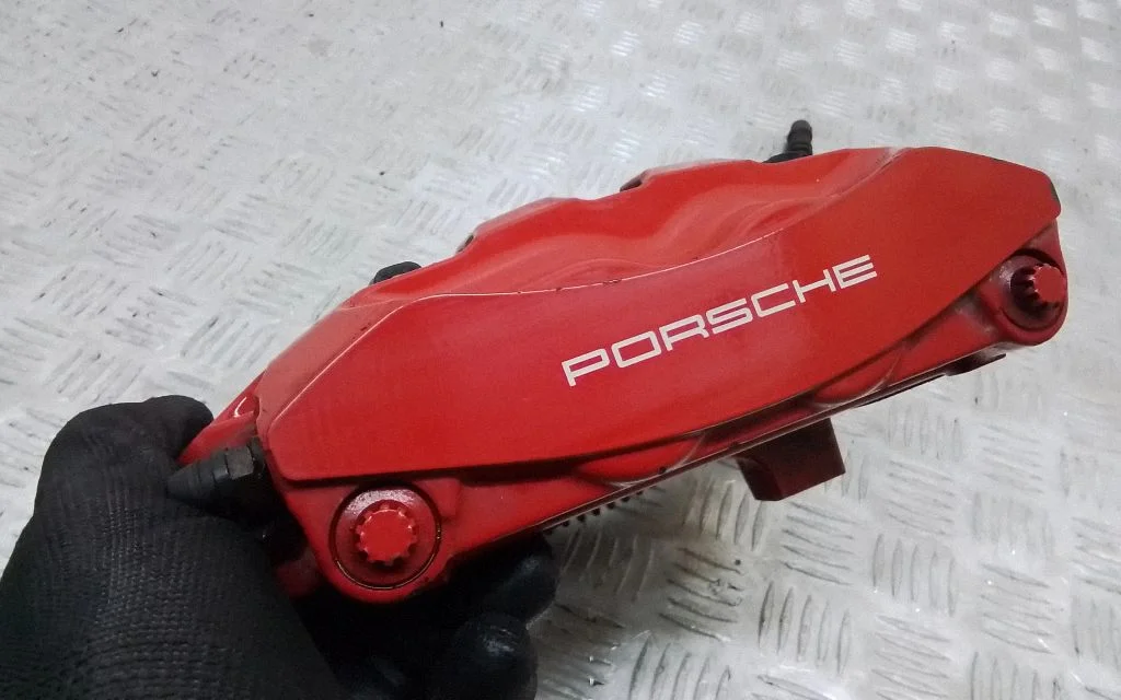 Rear brake caliper 7P0615424
