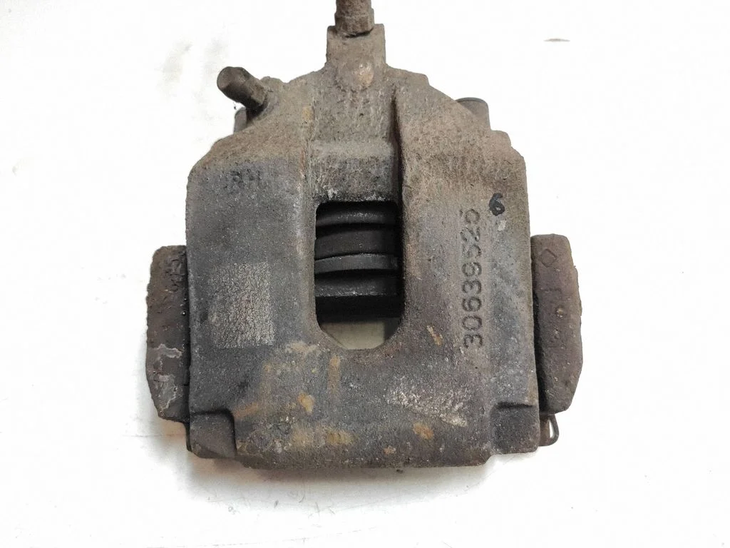 Tagumine pidurisadul 30639525