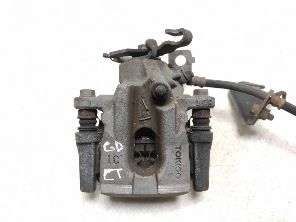 Tagumine pidurisadul – parem