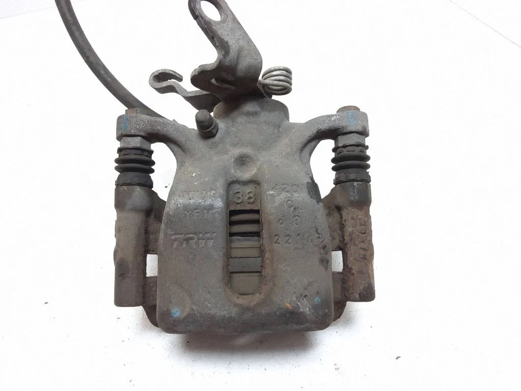 Tagumine pidurisadul – parem