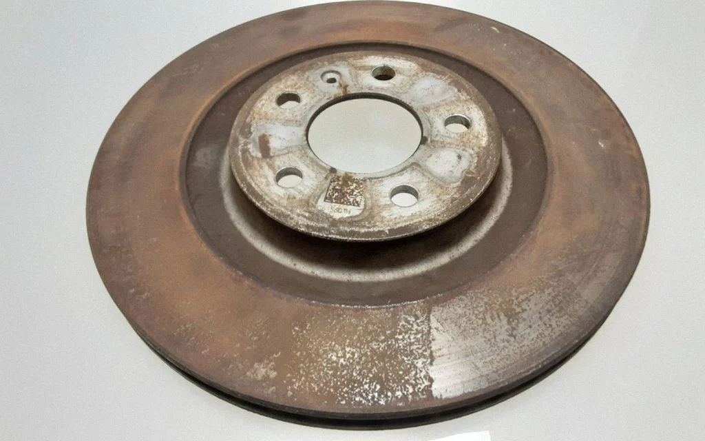 Rear brake disc – rear left
