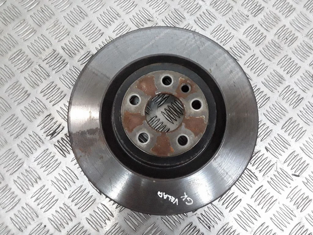Tagumine piduriketas – tagumine vasak