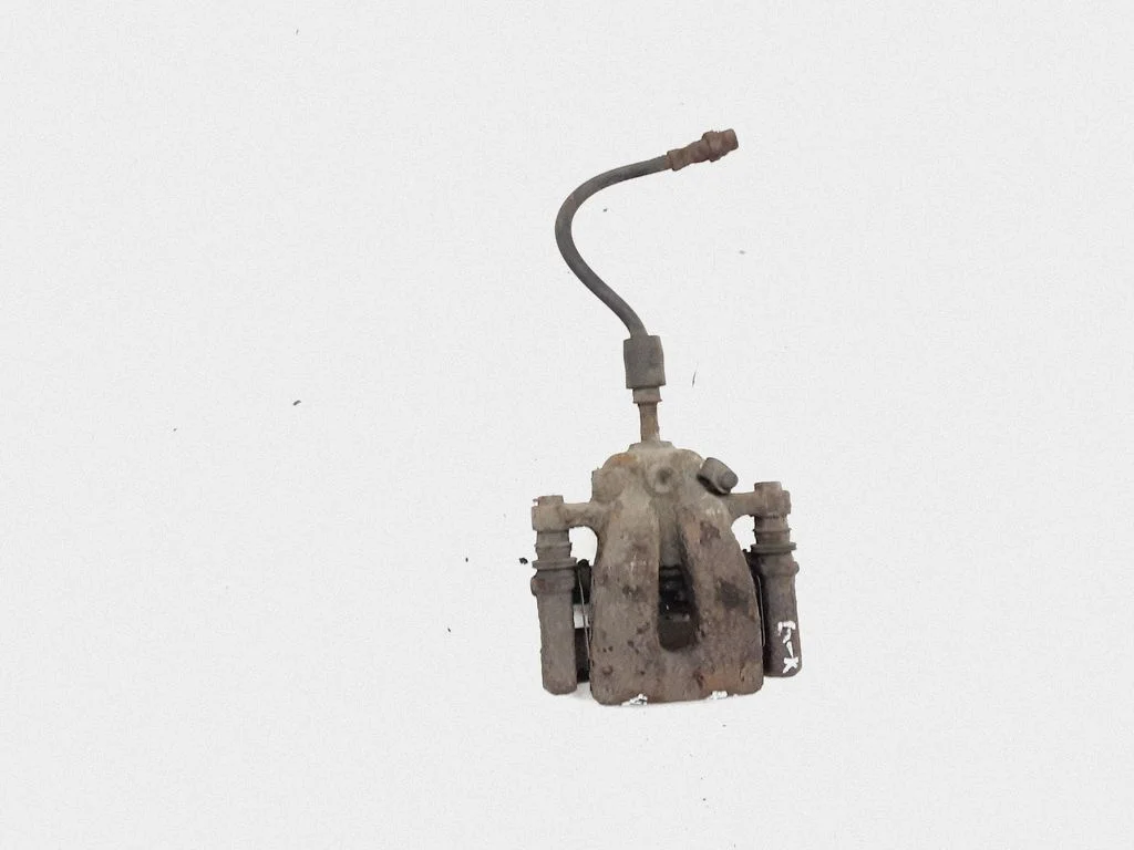 Tagumine pidurisadul – vasak