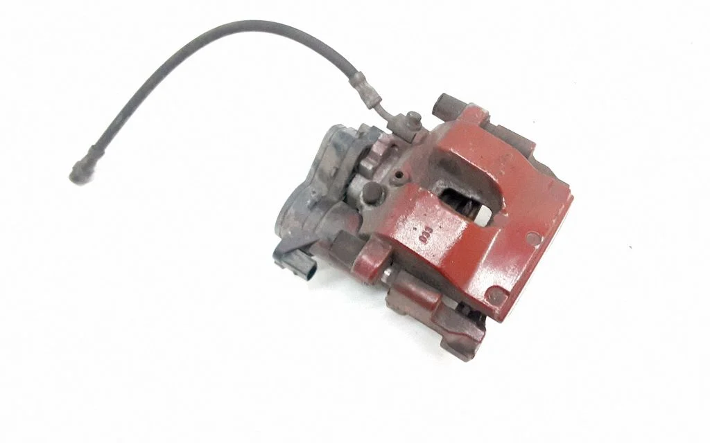 Tagumine pidurisadul A2054231598