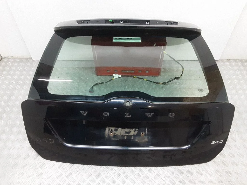 Tailgate/trunk/boot lid – rear