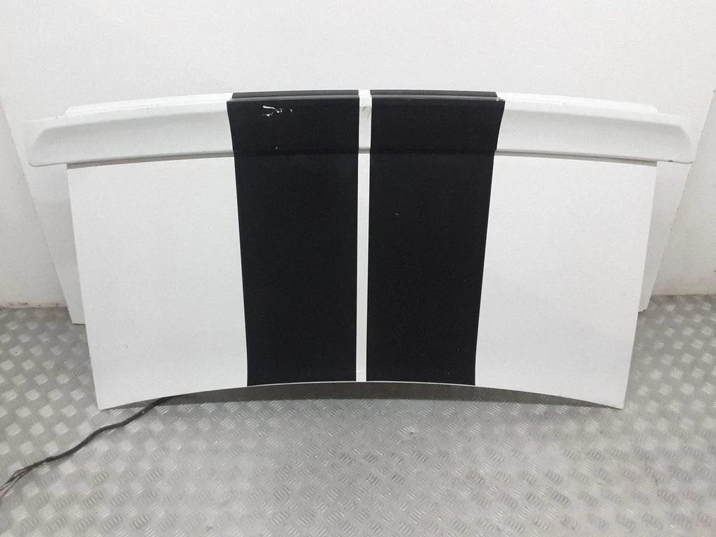 Tailgate/trunk/boot lid – rear