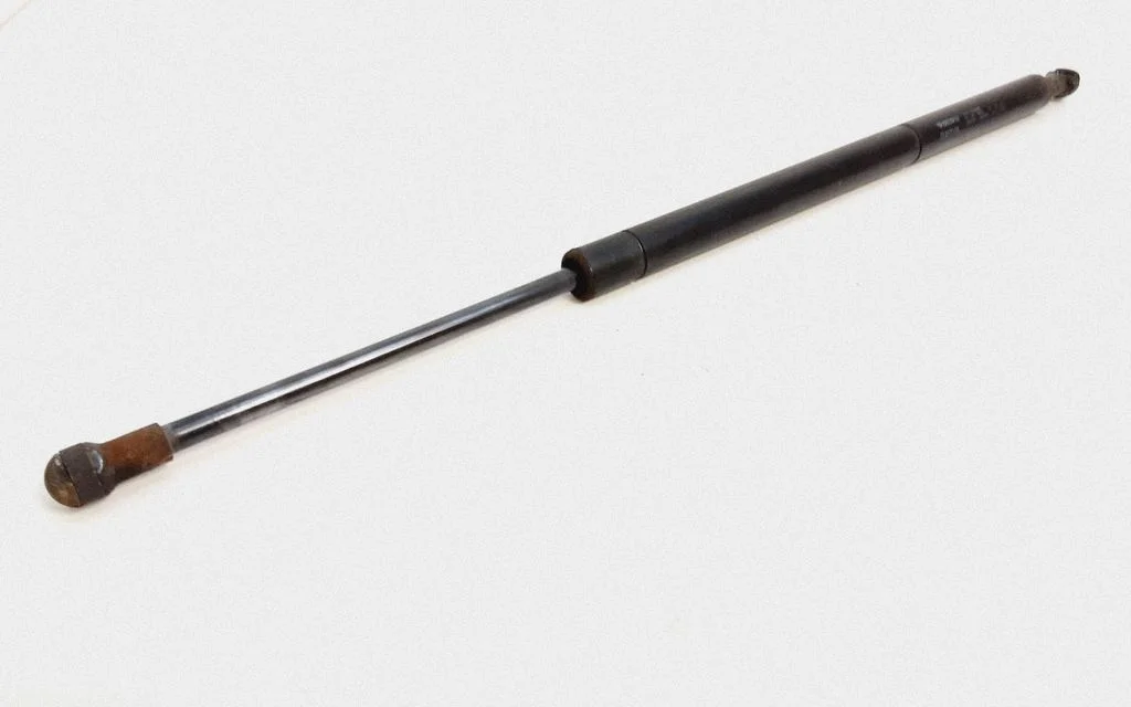 Tailgate/trunk strut/damper 31297156