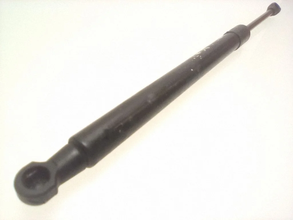 Tailgate/trunk strut/damper – BMW 3 Series E90 E91 (2005-2012)
