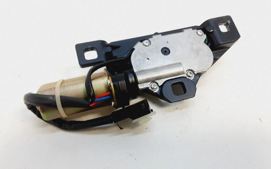 Tailgate/trunk/boot lock/catch/latch 7014872