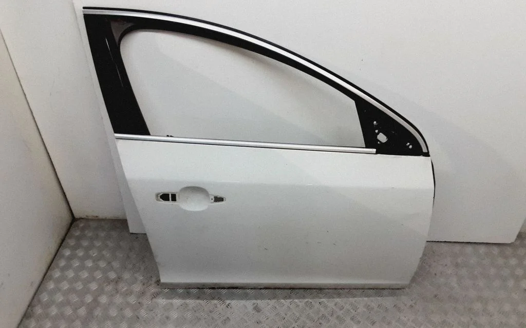 Front door – Volvo S60 (2011-2013)