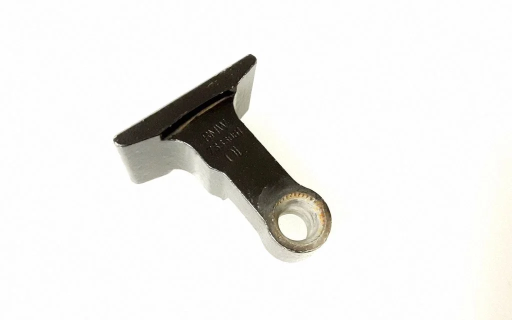 Front door upper hinge – BMW 5 Series G30 G31 G38 (2016-)