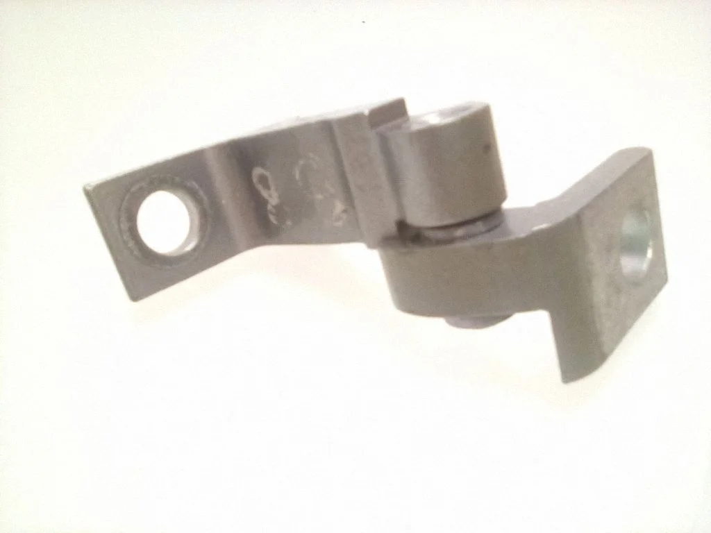Front door upper hinge – Volkswagen Passat CC (2008-2016)