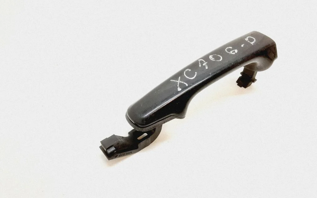 Front door exterior handle – Volvo XC70 (2008-2013)