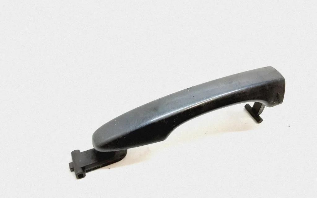 Esiukse välimine käepide 31276437