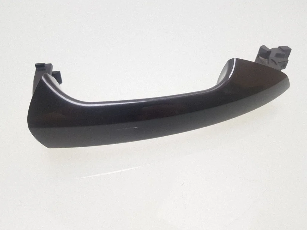 Front door exterior handle – front left