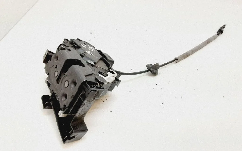 Front door lock – Volvo S80 (2007-2013)
