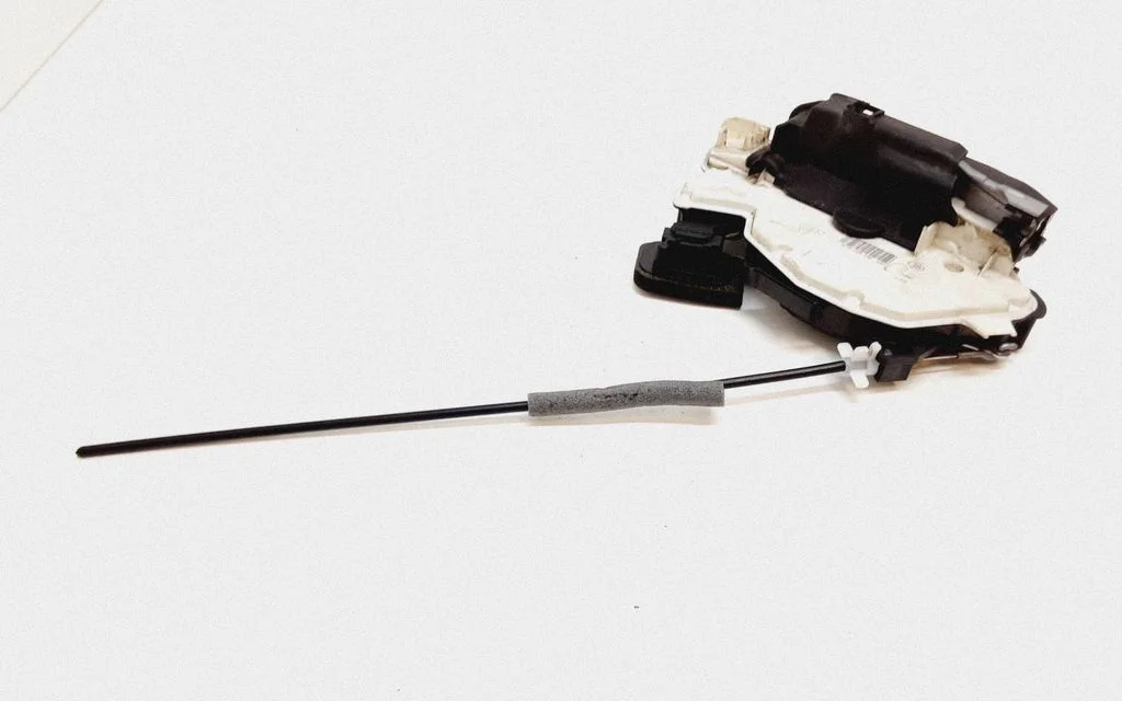 Front door lock – Volkswagen e-Golf (2014-)