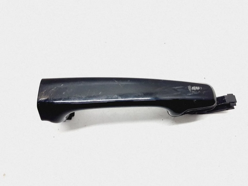 Esiukse välimine käepide – Volvo XC60 (2009-2013)