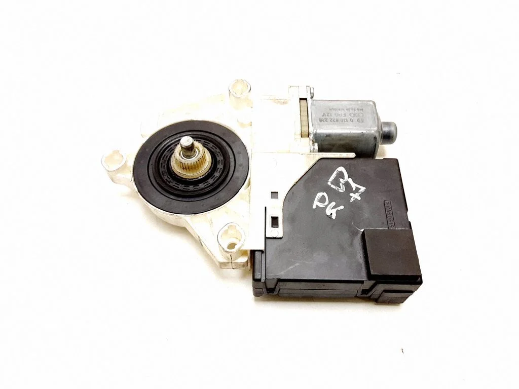 Front door window regulator with motor – Volkswagen Passat CC (2008-2016)