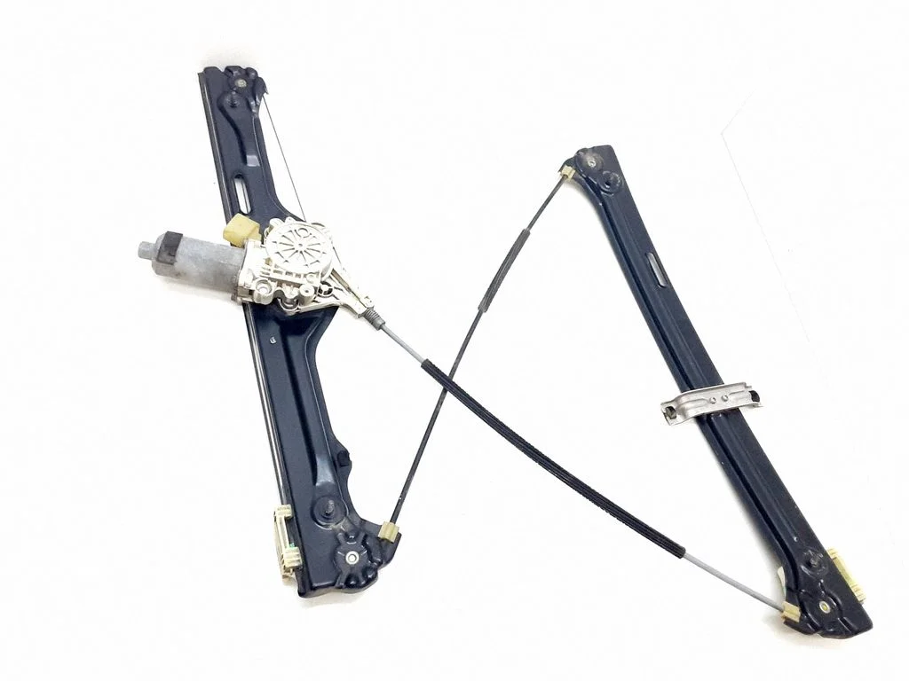 Front door window regulator with motor – BMW X5 E70 (2006-2013)