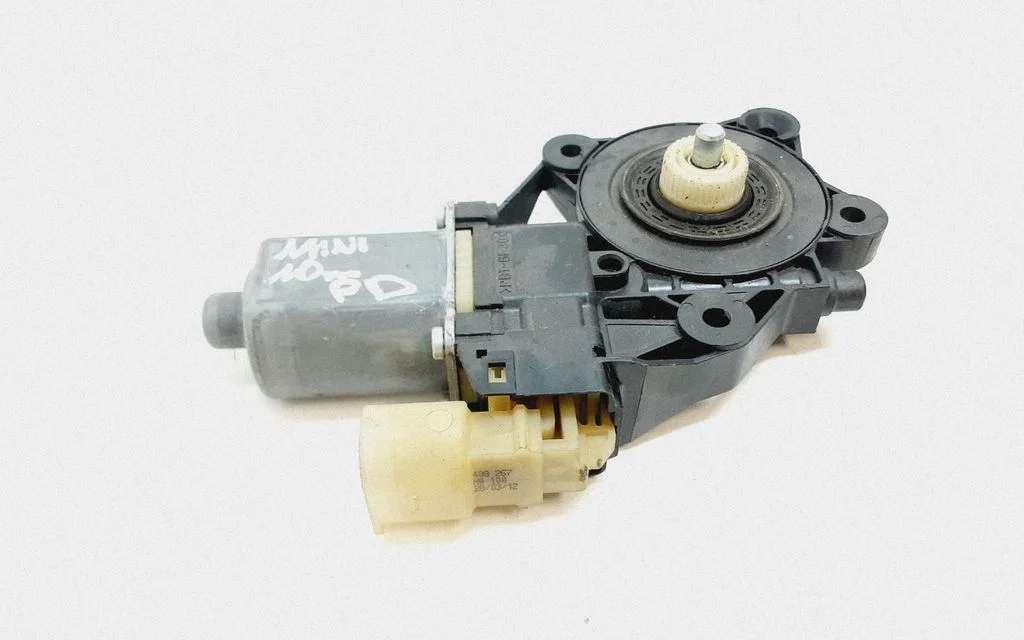 Front door window regulator motor 2757044