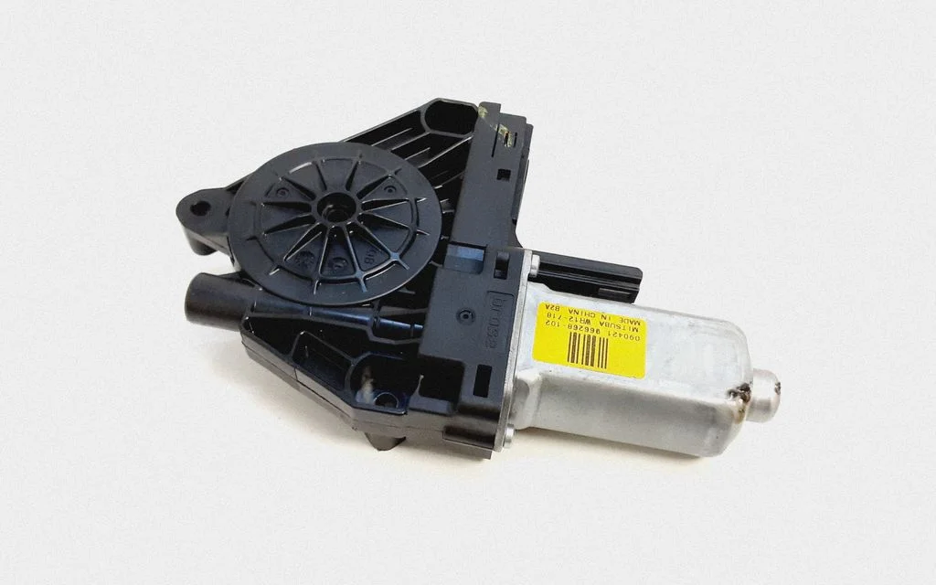 Front door window regulator motor – Volvo XC60 (2009-2013)