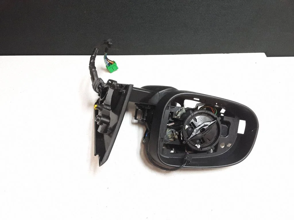 Front door electric wing mirror – Volvo V40 (2012-2019)