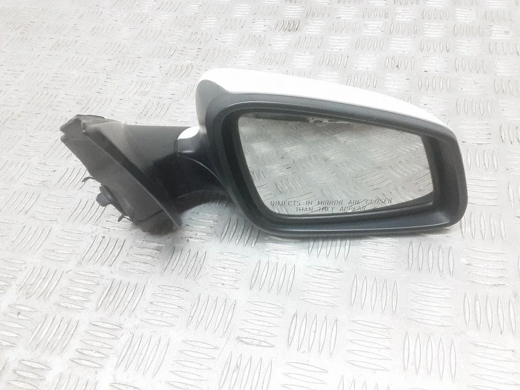Lusterko elektryczne F01531219931P