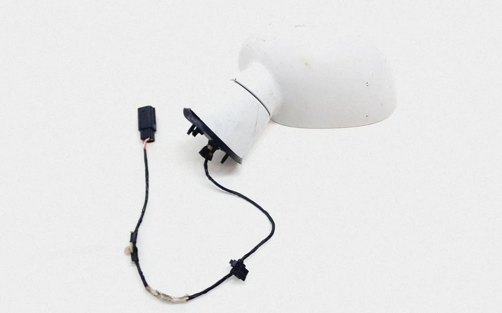 Front door electric wing mirror – left