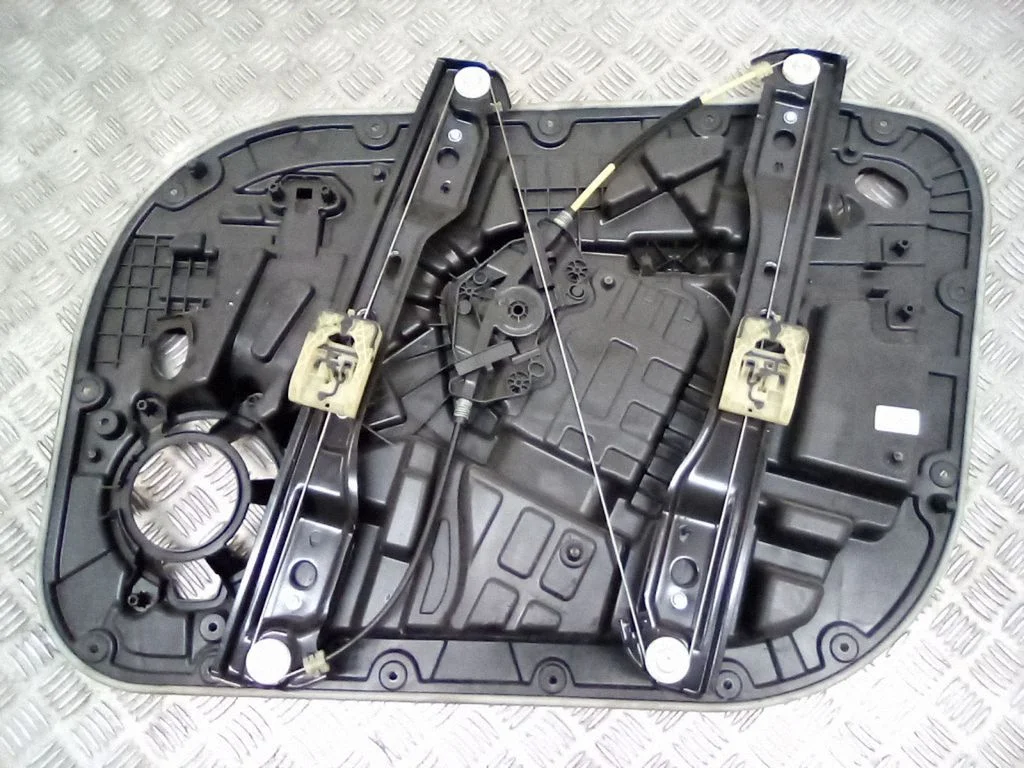 Front window lifting mechanism without motor – Volvo XC90 (2014-)