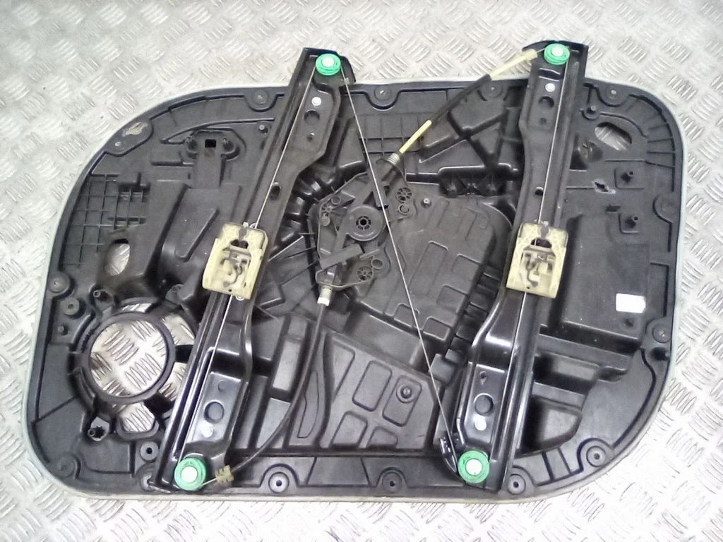 Front window lifting mechanism without motor – Volvo XC90 (2014-)