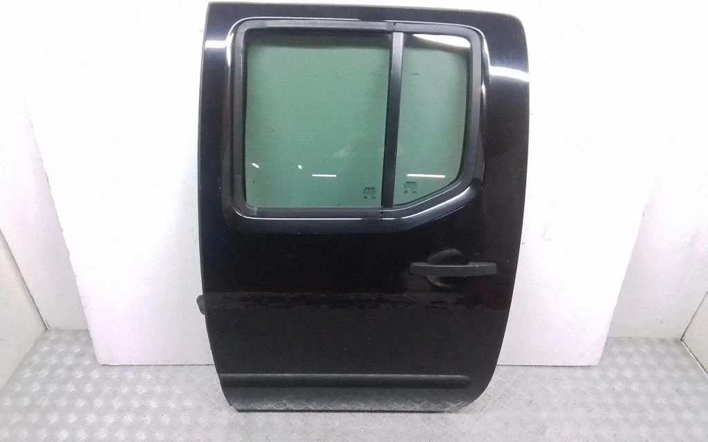 Rear door – Nissan Navara D40 (2004-2015)