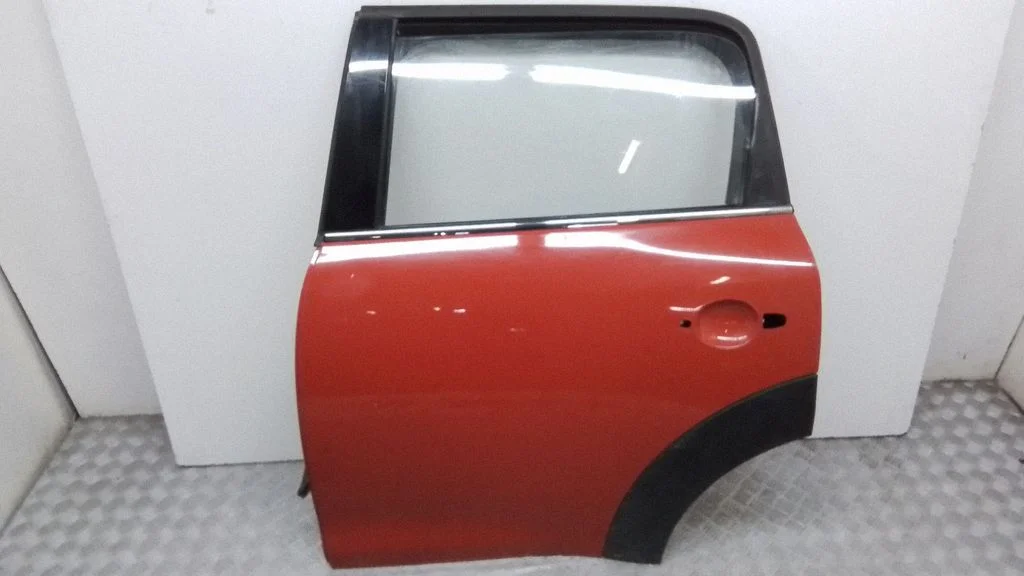 Rear door – rear left