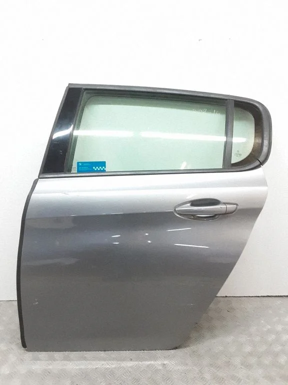 Rear door – rear left