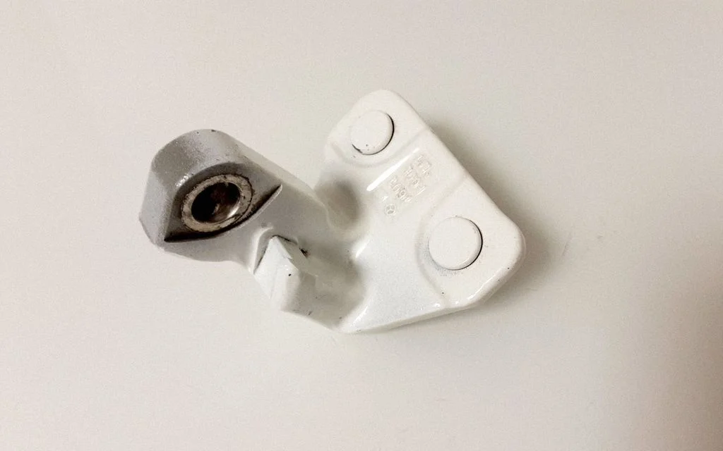 Rear door upper hinge – Mercedes-Benz C-Class W205 (2014-2021)