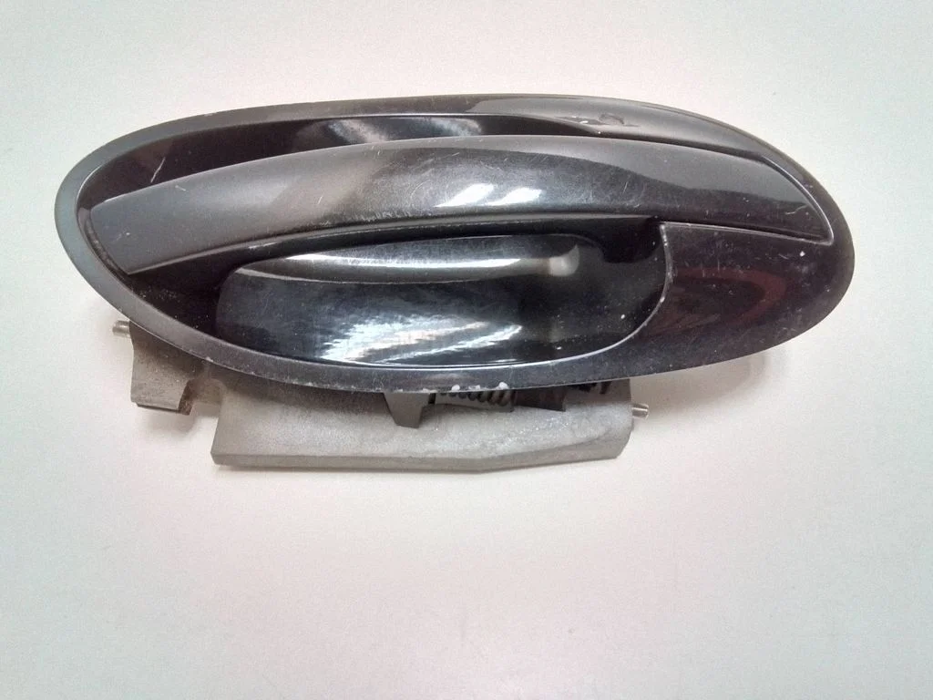 Rear door exterior handle 15688950