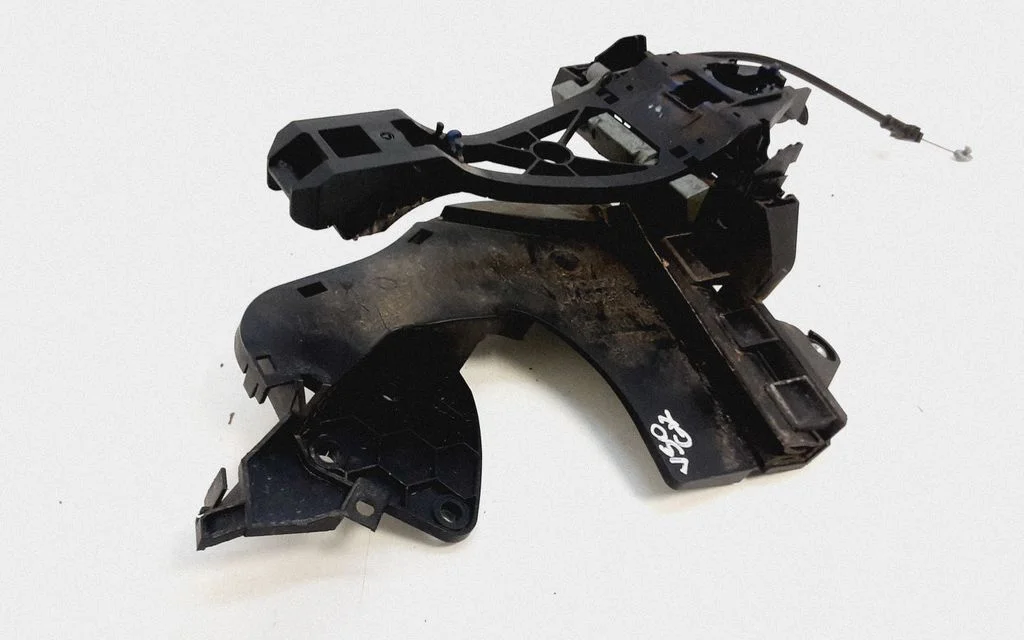 Rear door exterior handle 30699111