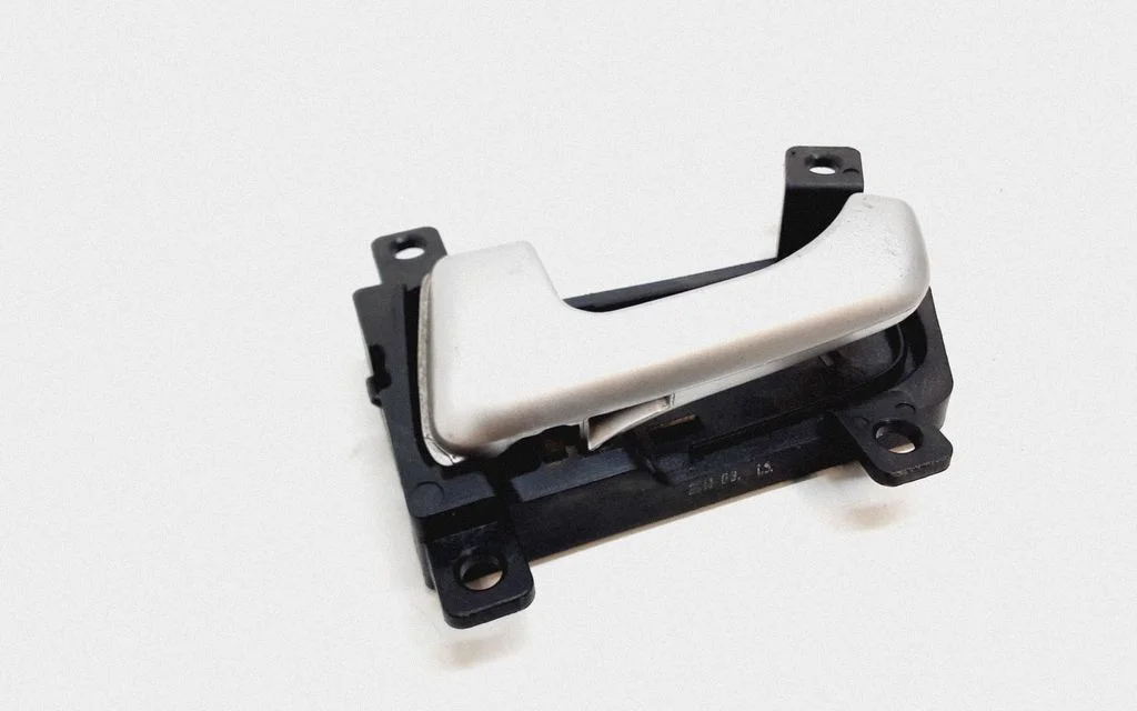 Rear door interior handle – KIA Sportage (2011-2016)