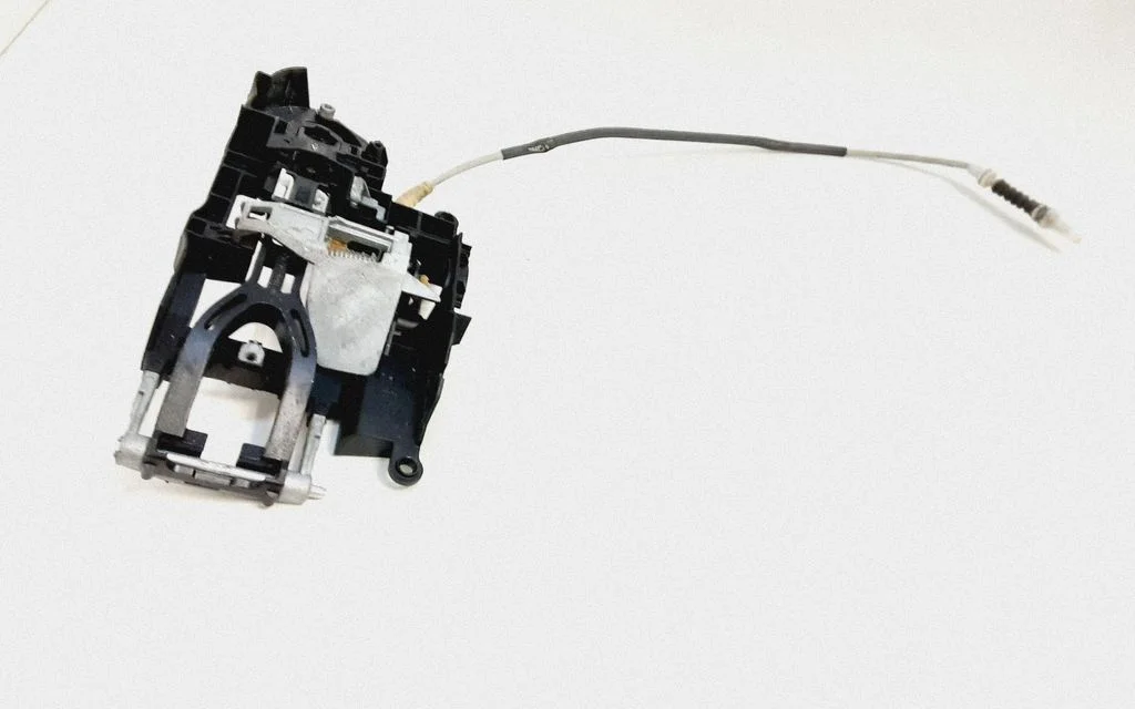 Tagaukse sisemine käepide – BMW 7-seeria F01 F02 F03 F04 (2008-2016)