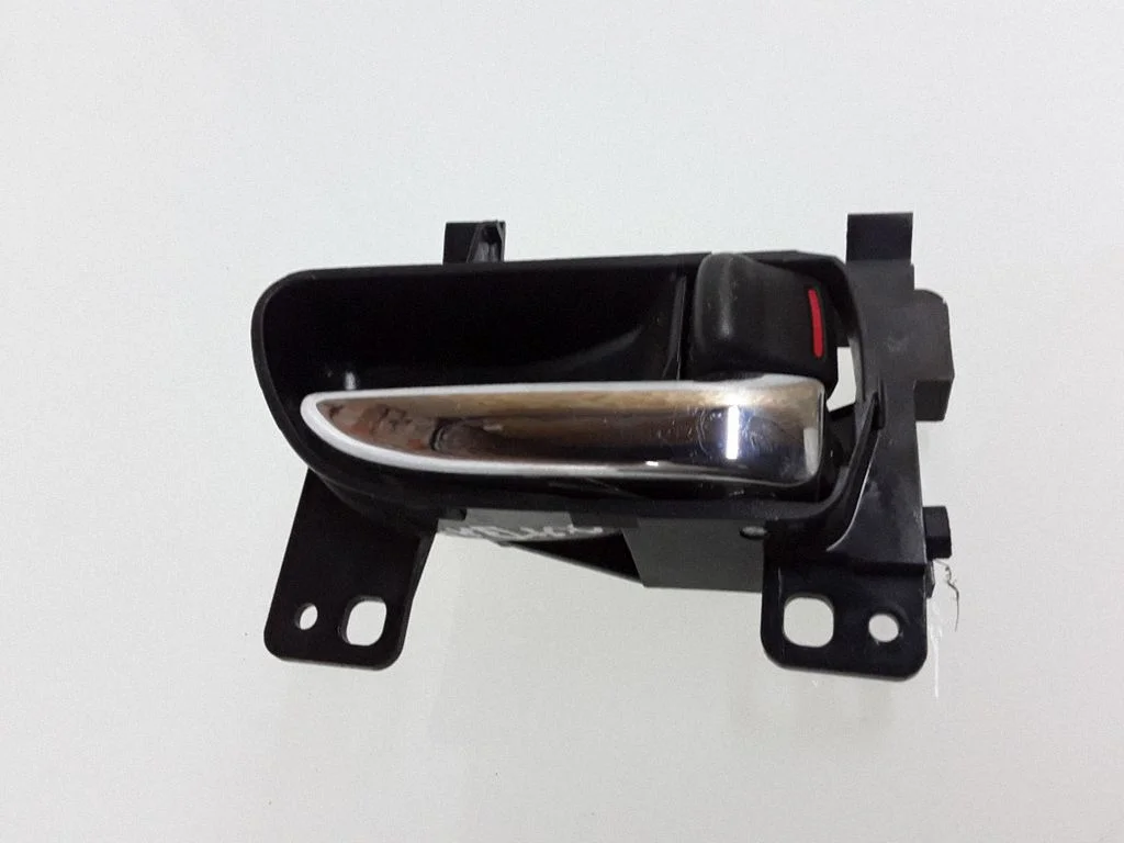 Tagaukse sisemine käepide – Subaru Outback (2009-2014)