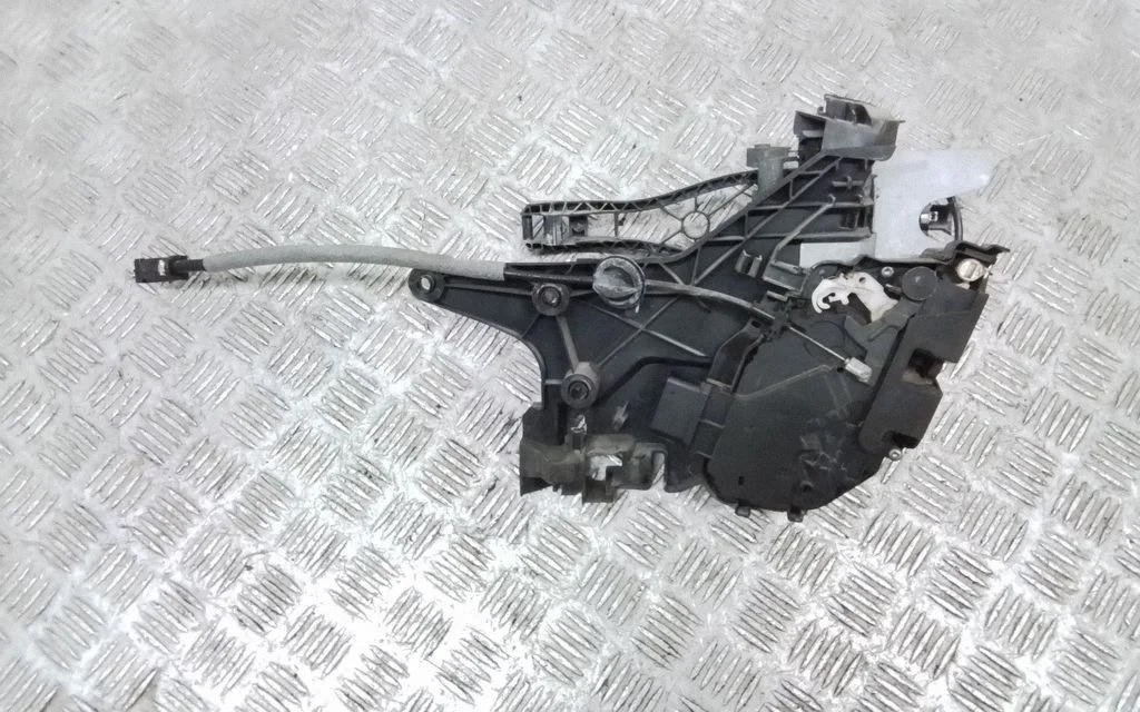 Rear door lock – Volvo V70 (2008-2013)