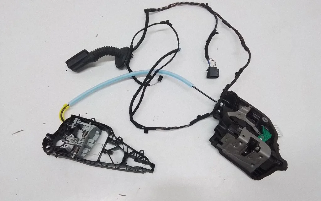 Rear door lock – Mini Cooper Countryman F60 (2017-)