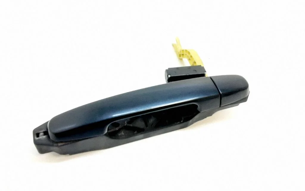 Tagaukse välimine käepide – Toyota RAV 4 (XA30) (2006-2016)