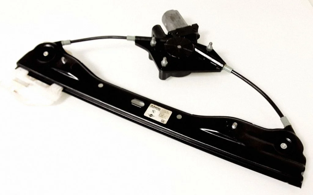 Rear door window regulator with motor – Mini Cooper Countryman R60 (2011-2016)