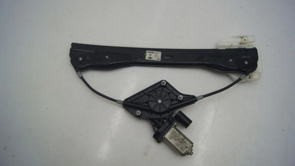 Rear door window regulator with motor – Mini Cooper Countryman R60 (2011-2016)