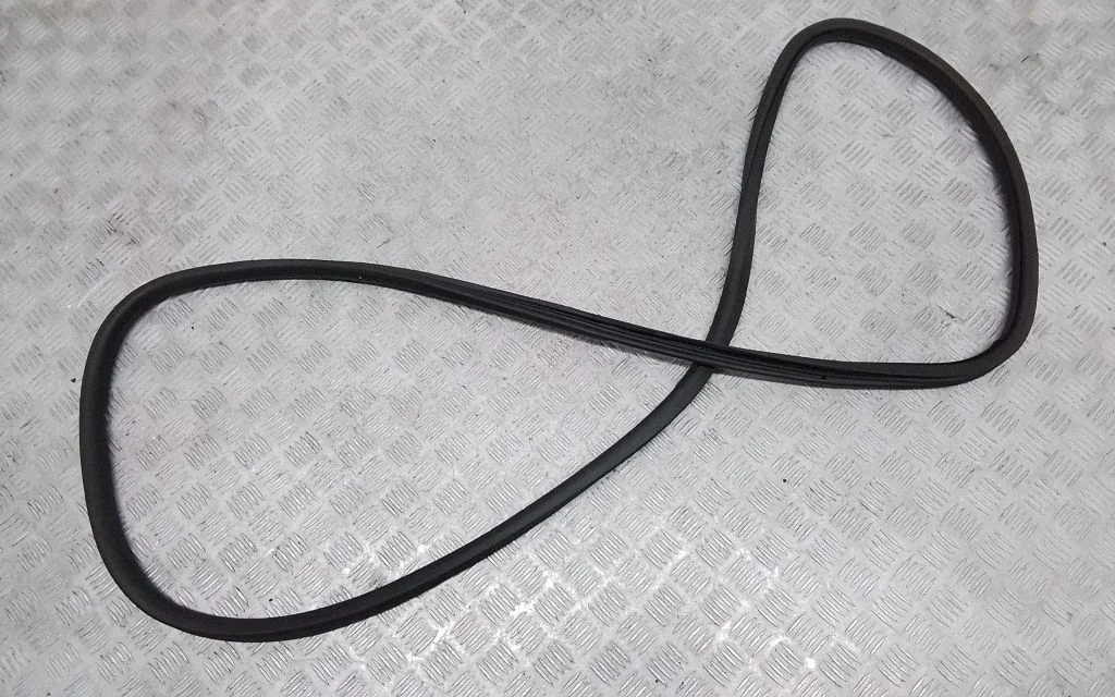Rear door rubber seal (on body) 7P0867367F